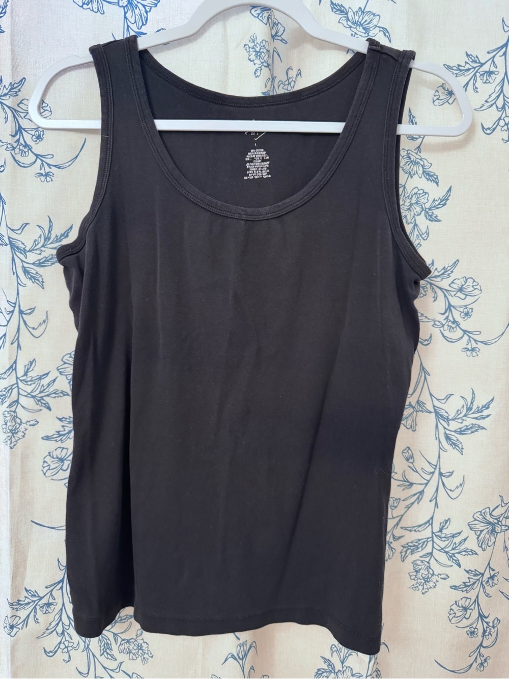 St. John's Bay Black 100% Cotton Tank Top Women's Size Large L Scoop Neck Layer